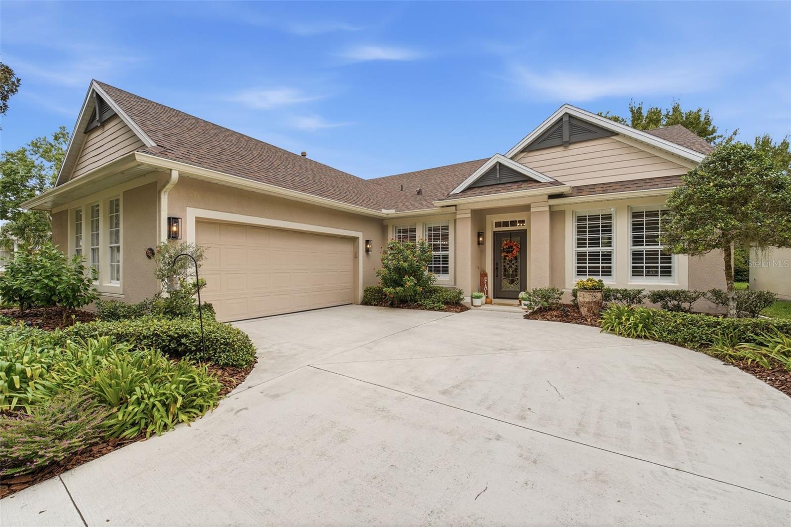 1024 HERON POINT CIRCLE