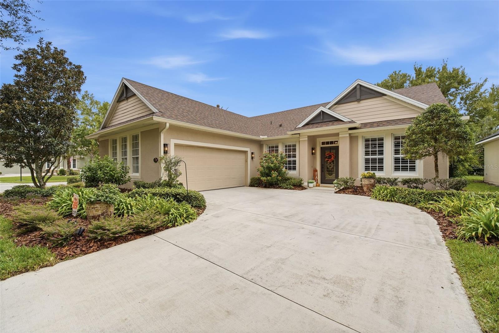 1024 HERON POINT CIRCLE