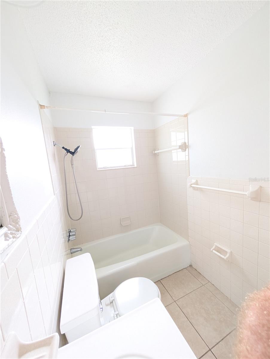 BEACHTON PARK - Residential Lease