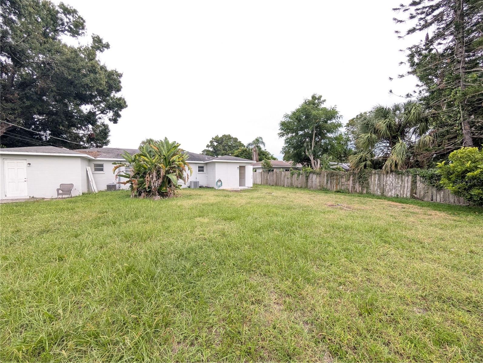 BEACHTON PARK - Residential Lease