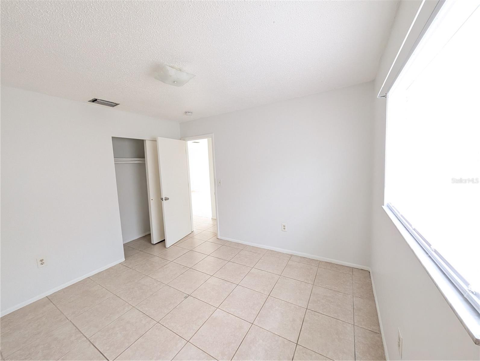 BEACHTON PARK - Residential Lease