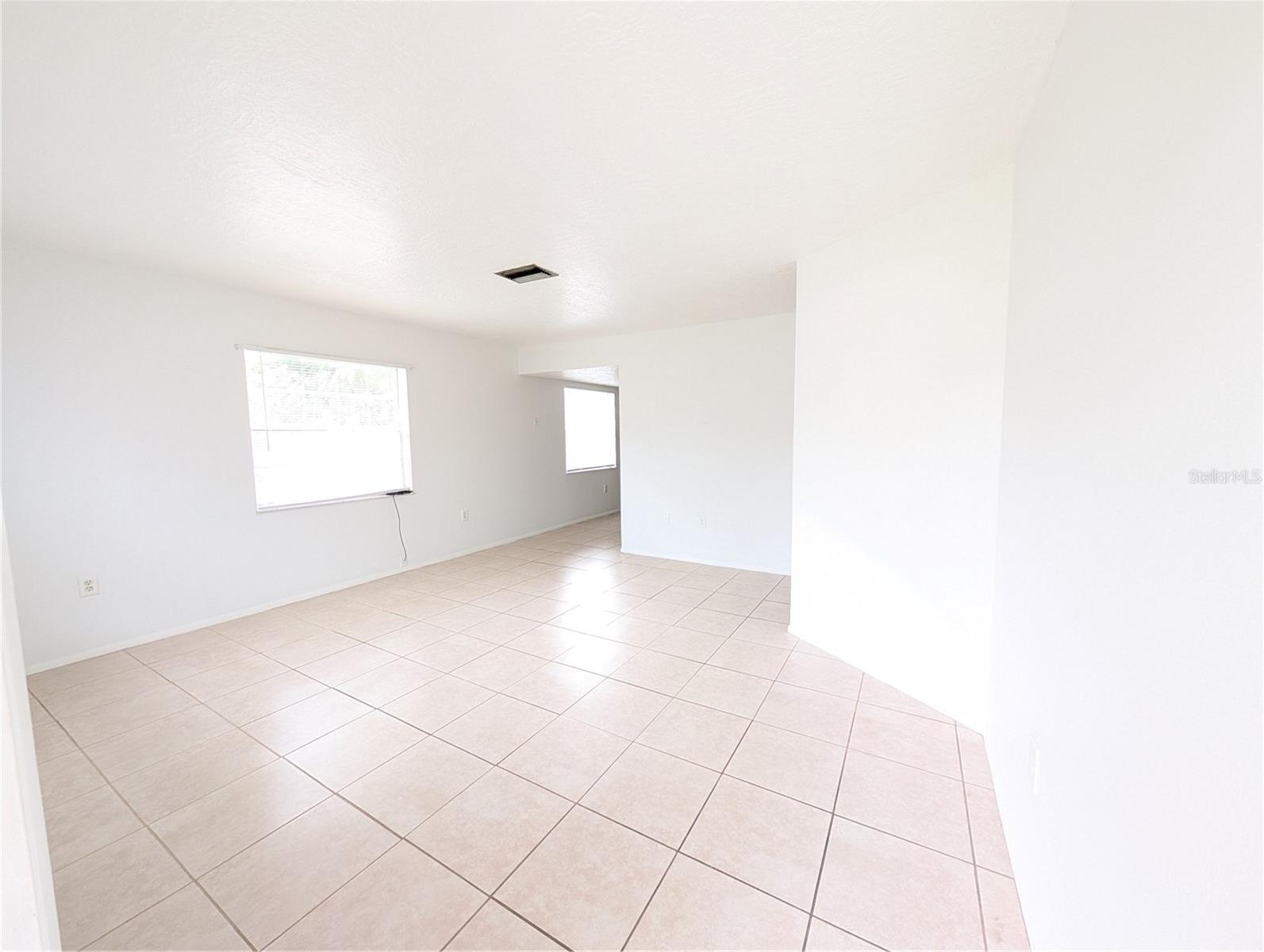 BEACHTON PARK - Residential Lease