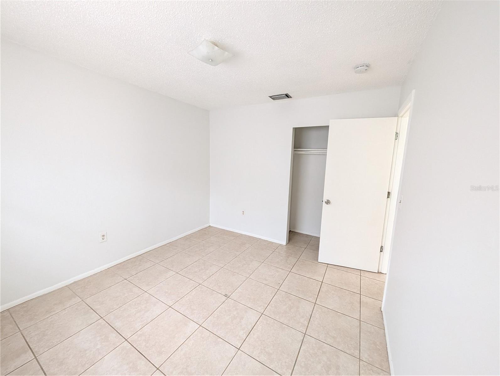 BEACHTON PARK - Residential Lease