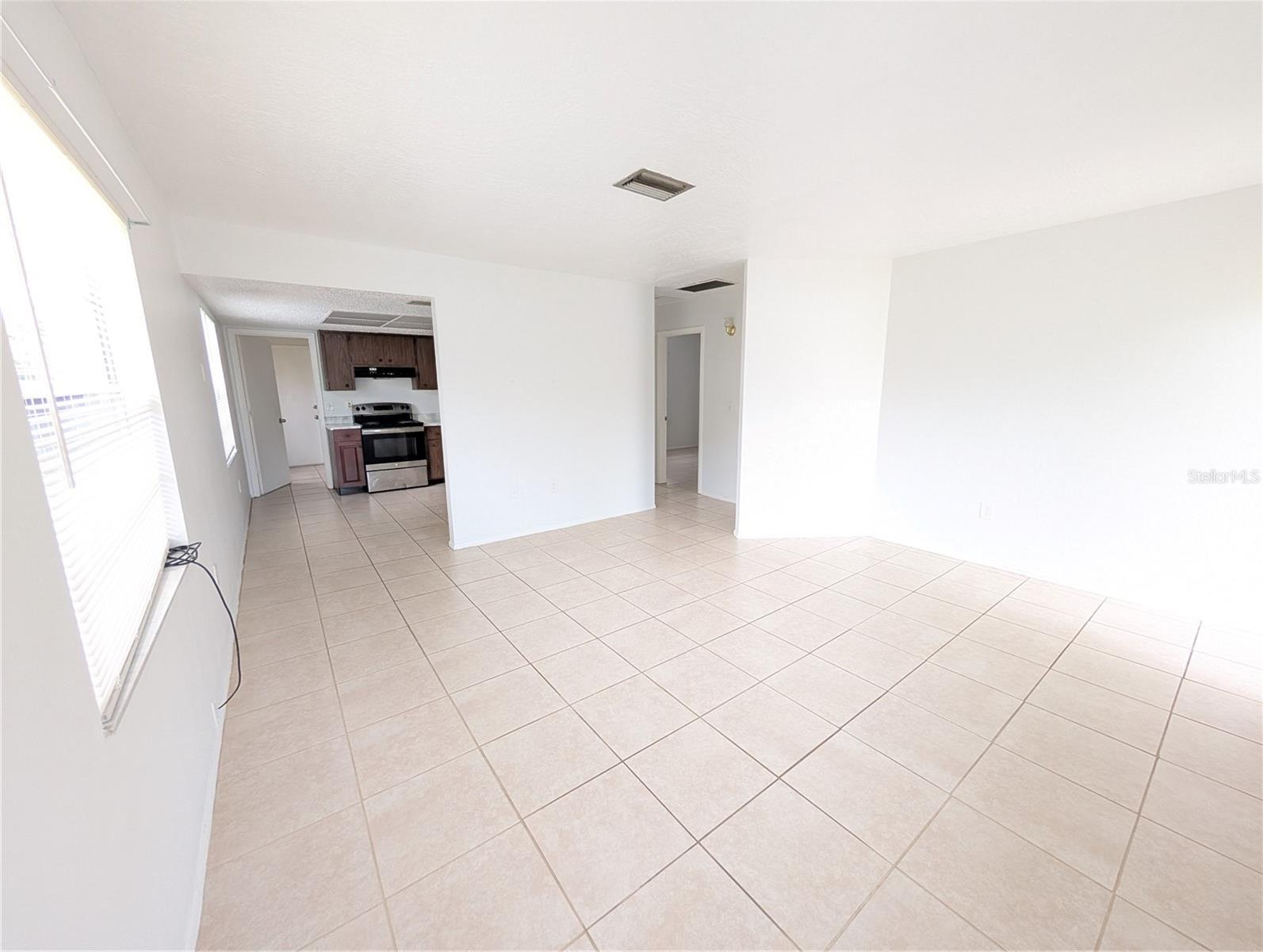 BEACHTON PARK - Residential Lease