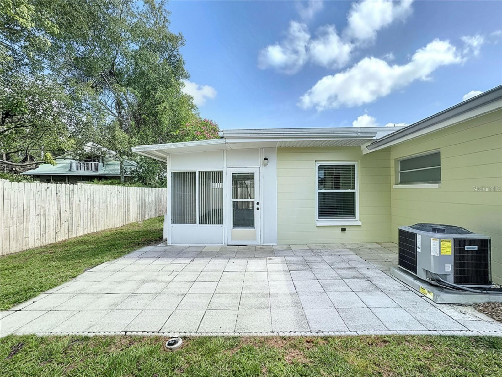 RIDGEWOOD GROVES - Residential