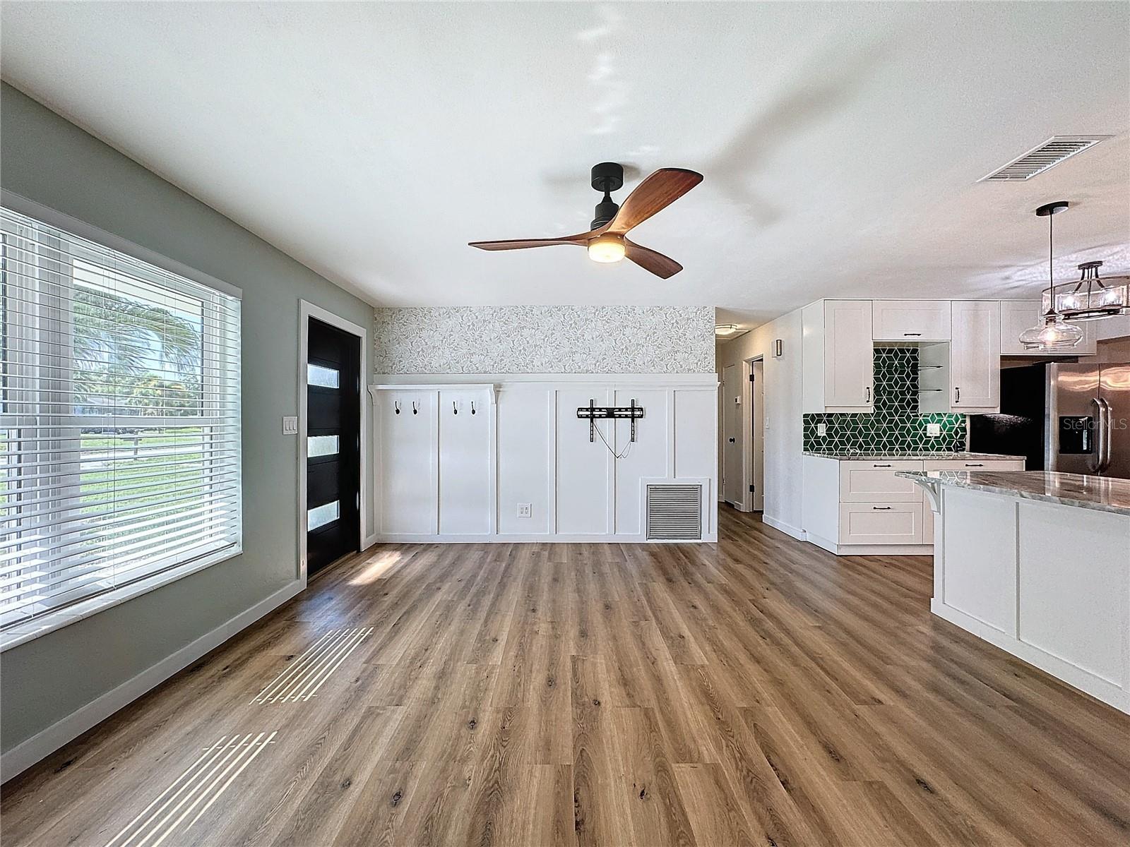 RIDGEWOOD GROVES - Residential