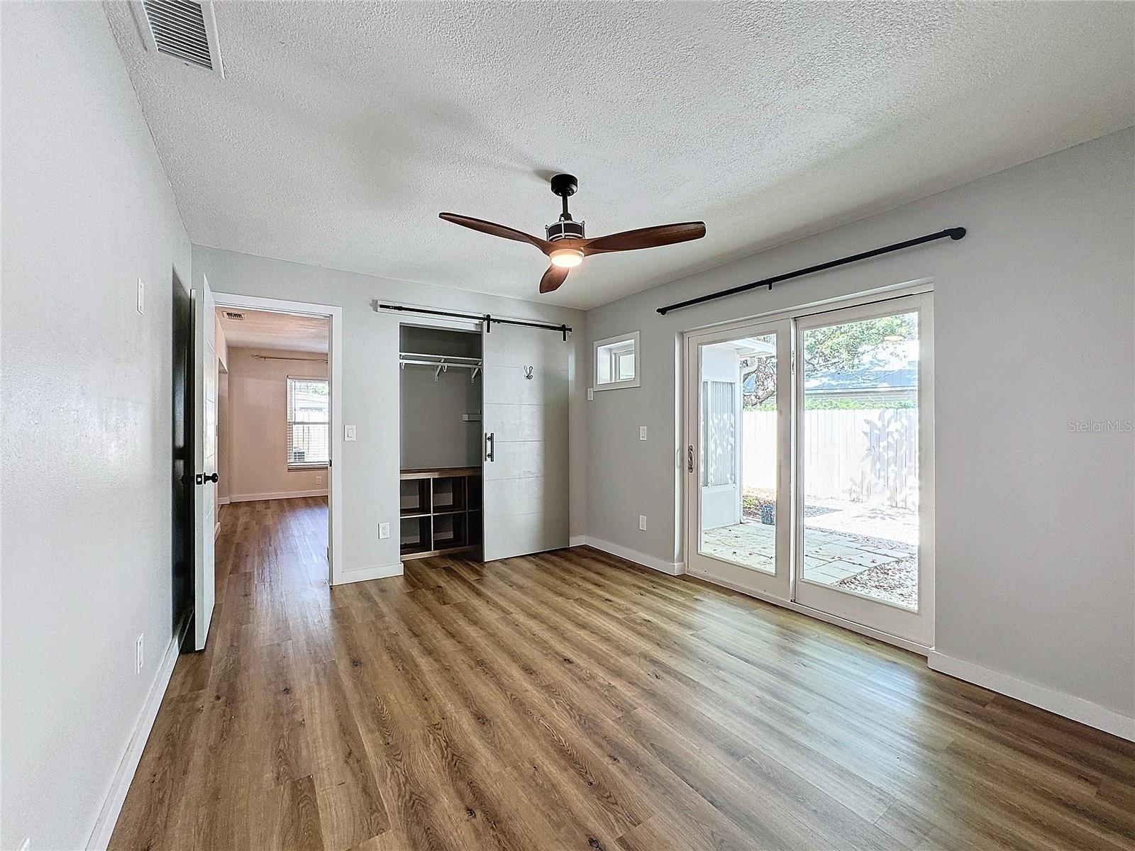 RIDGEWOOD GROVES - Residential