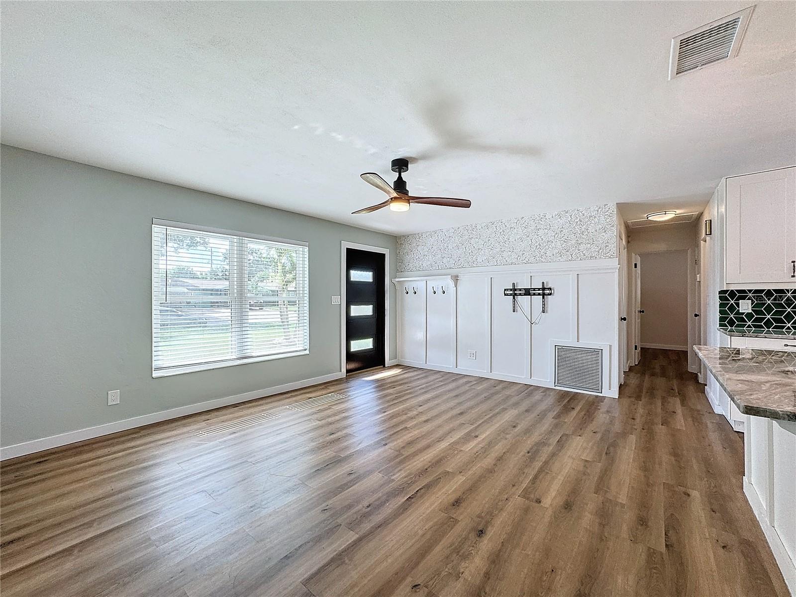 RIDGEWOOD GROVES - Residential
