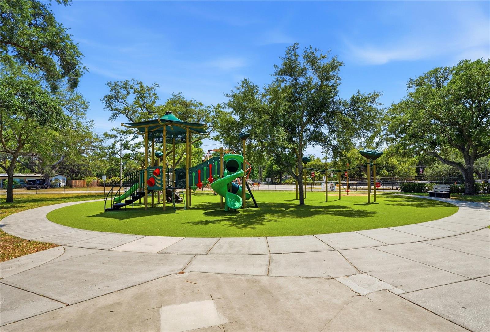 RIDGEWOOD GROVES - Residential