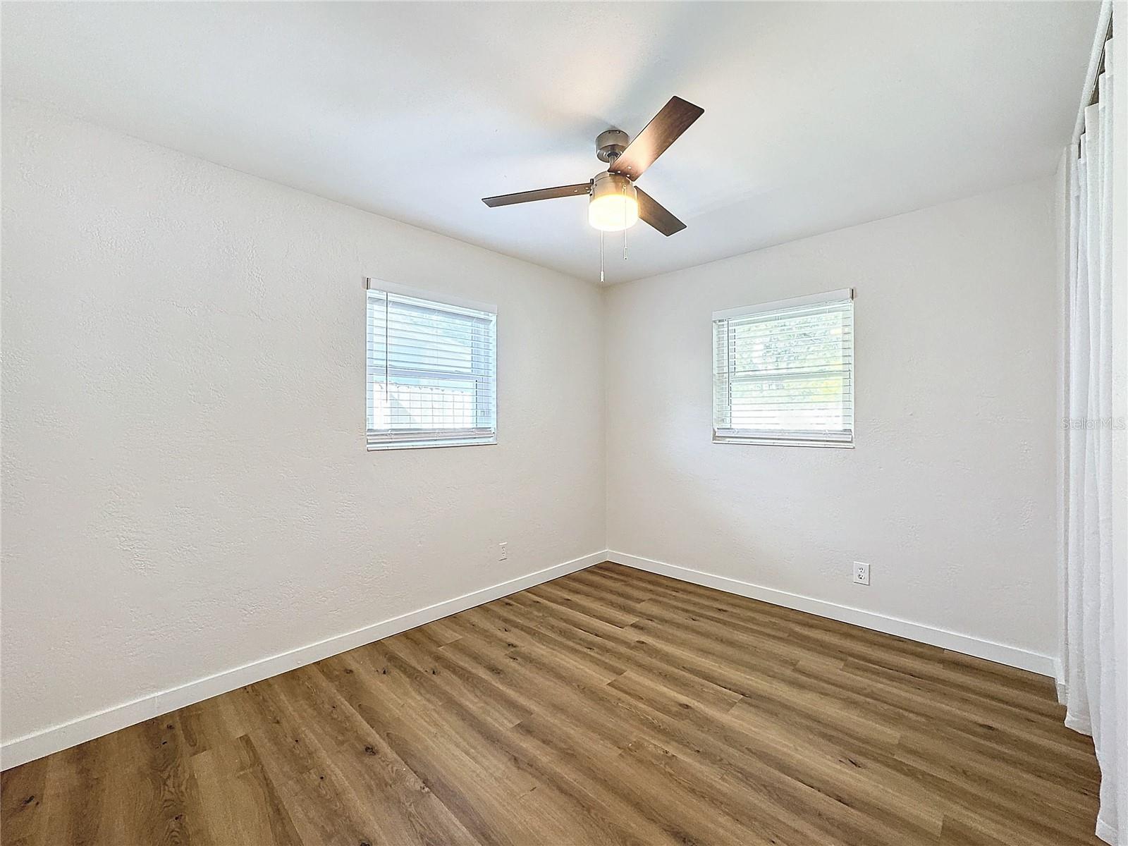 RIDGEWOOD GROVES - Residential