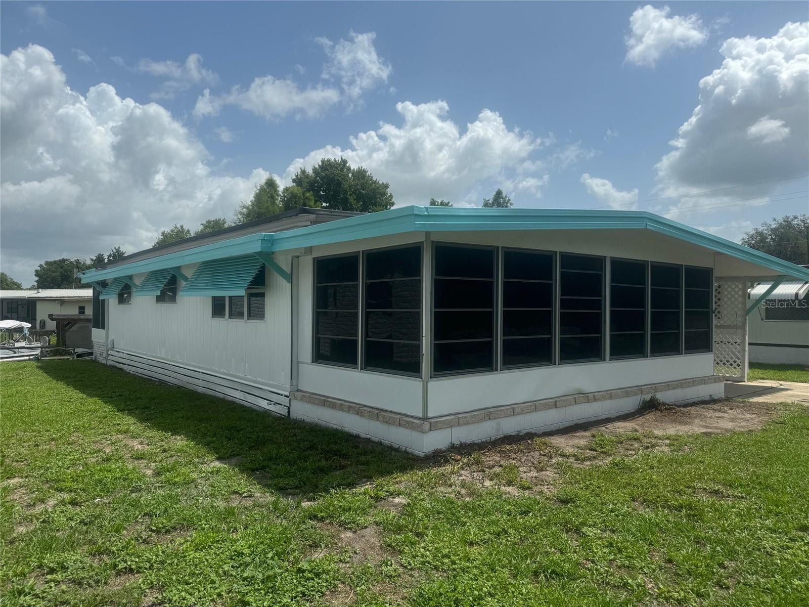 LAKE GRIFFIN ISLES UNIT 01 - Residential