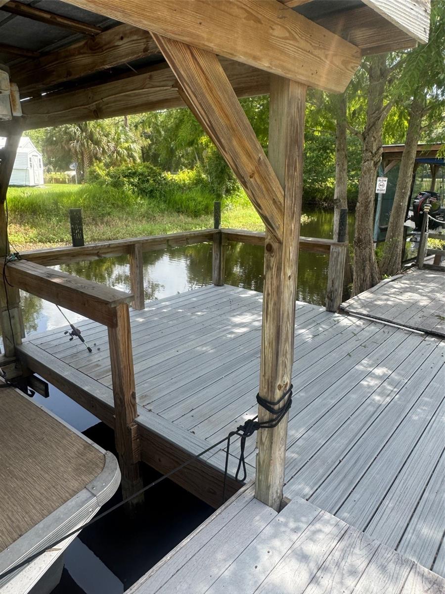LAKE GRIFFIN ISLES UNIT 01 - Residential