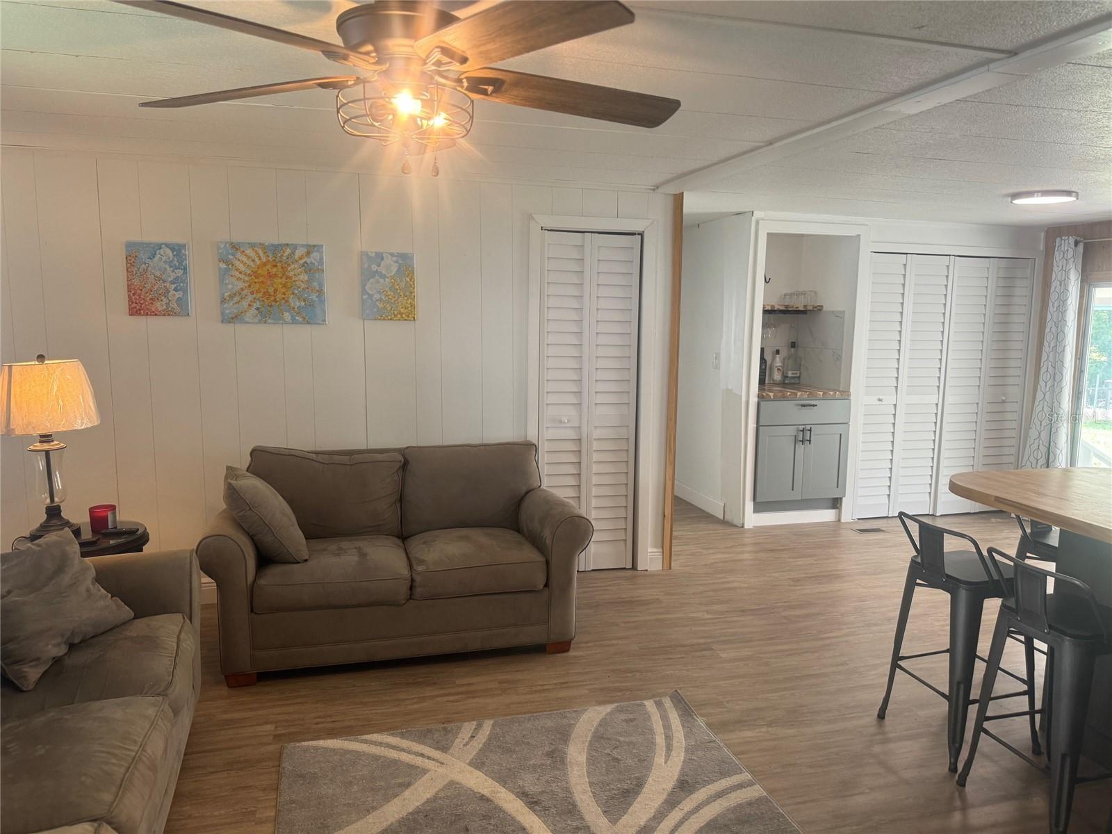 LAKE GRIFFIN ISLES UNIT 01 - Residential