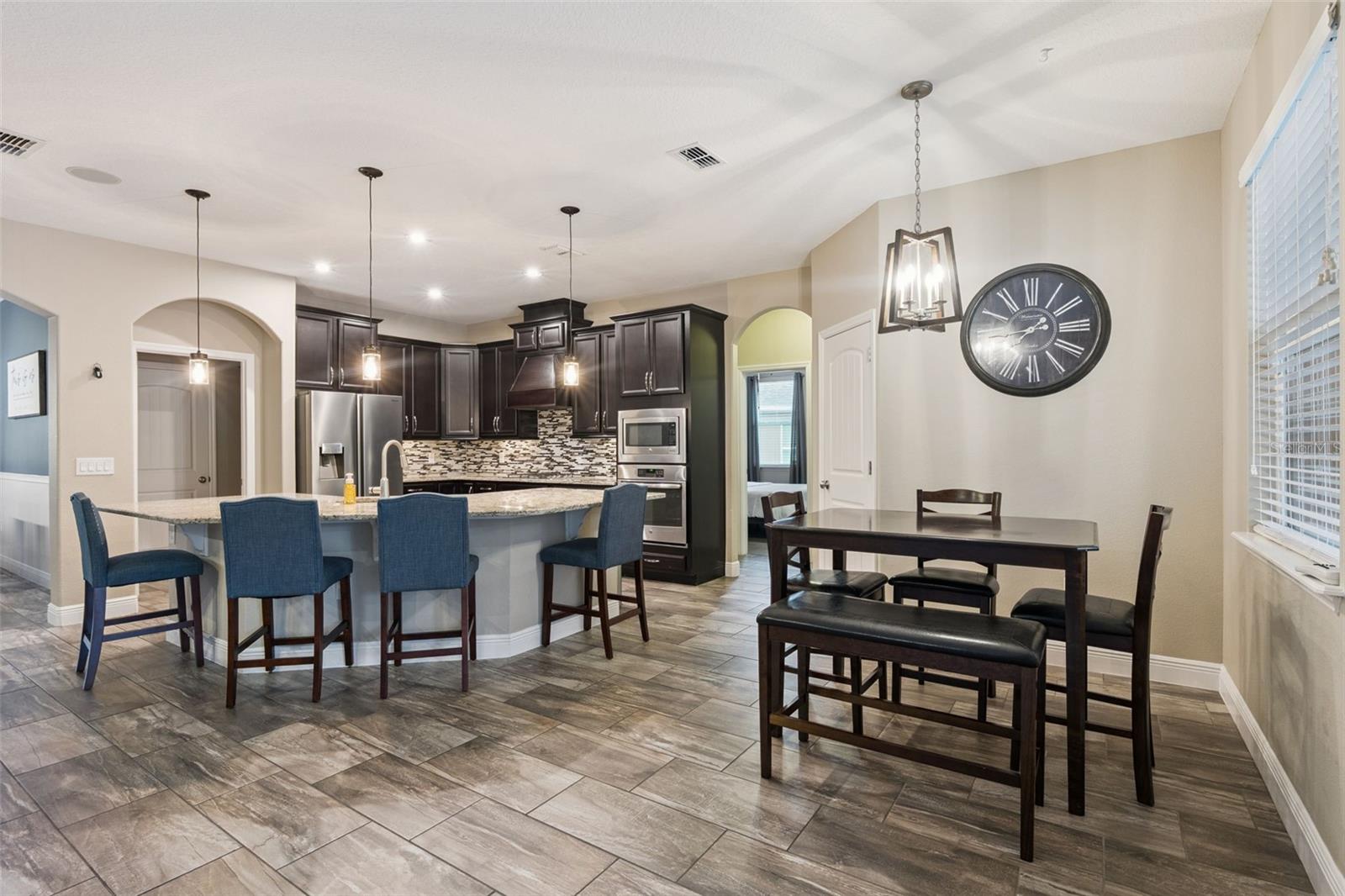 WELLINGTON WOODS - Residential