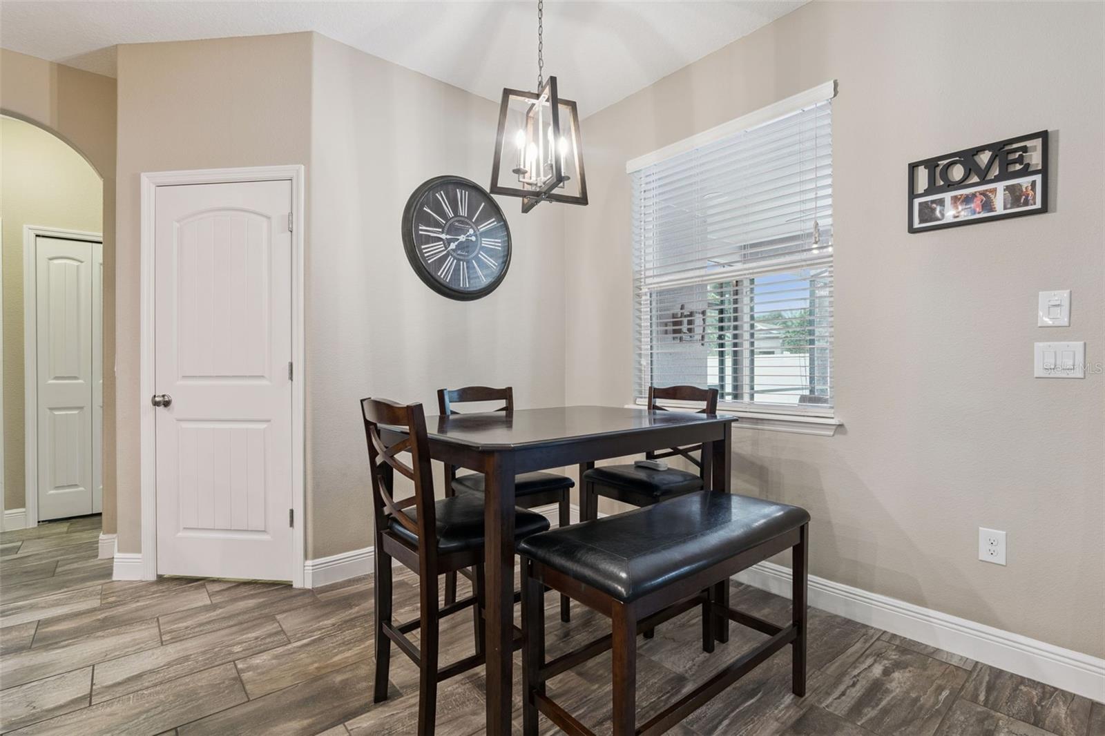 WELLINGTON WOODS - Residential