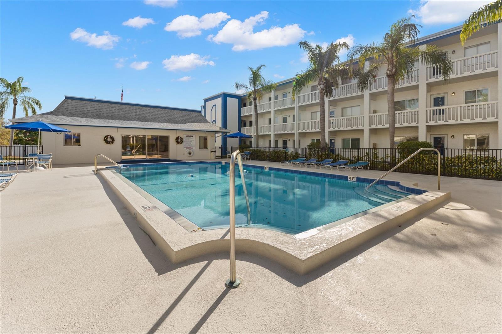 GATEWAY BY THE BAY CONDO - Residential