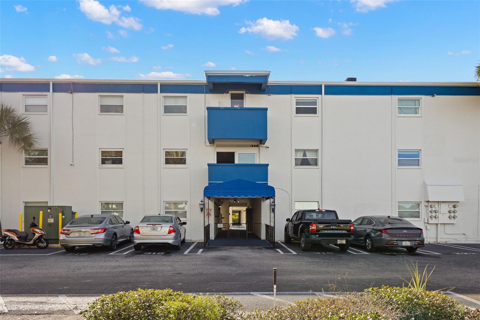 GATEWAY BY THE BAY CONDO - Residential