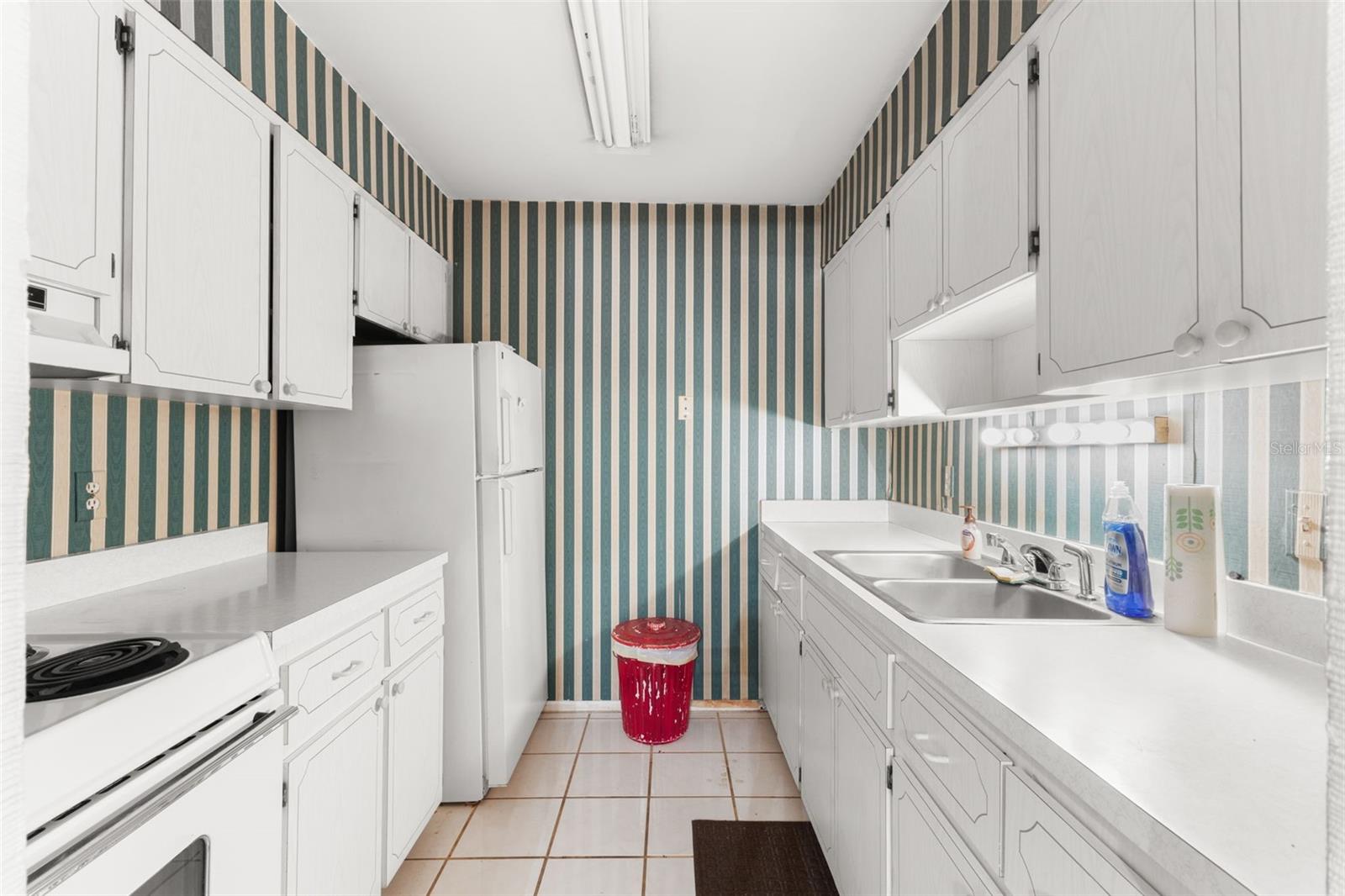 GATEWAY BY THE BAY CONDO - Residential