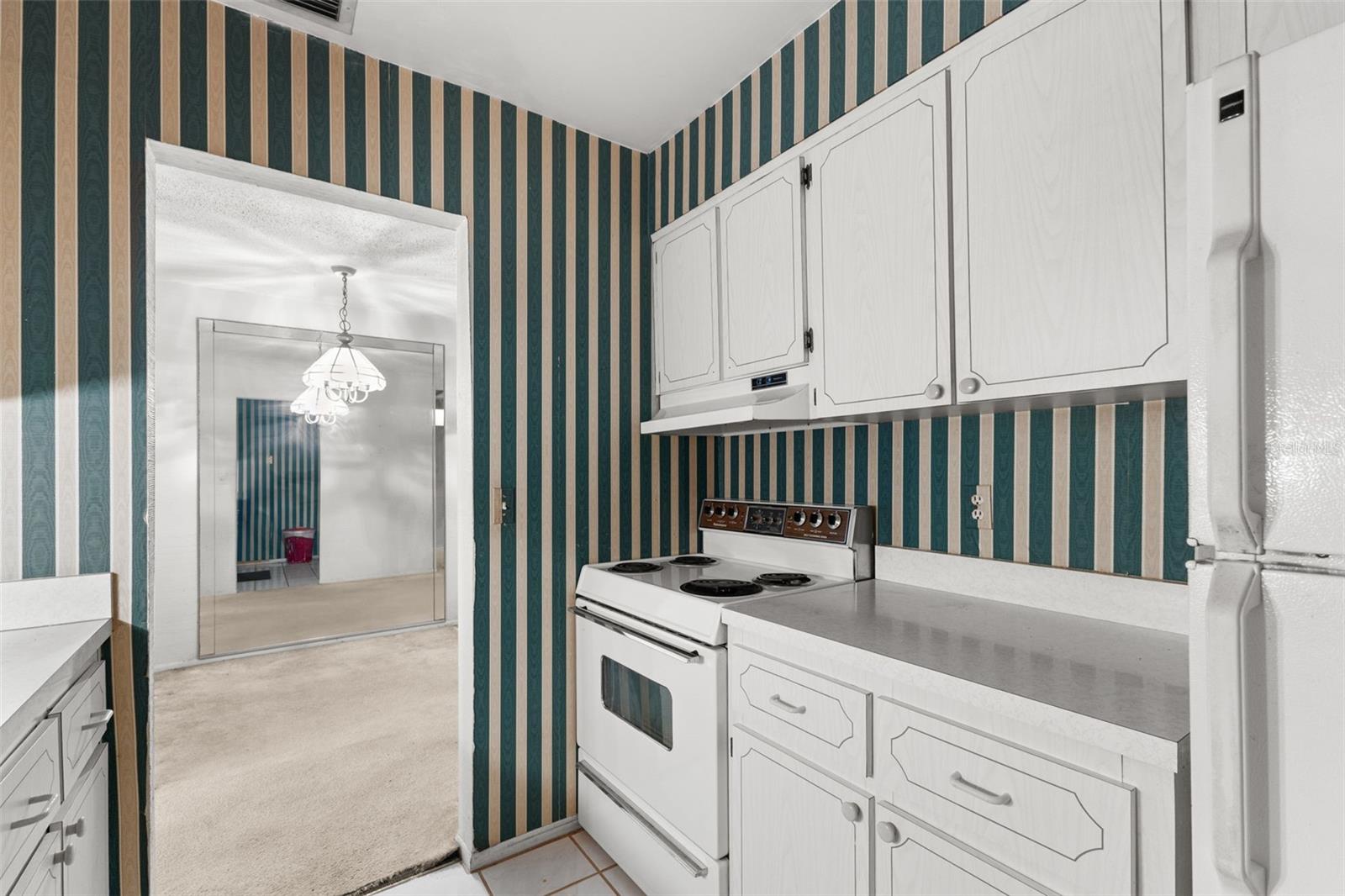 GATEWAY BY THE BAY CONDO - Residential