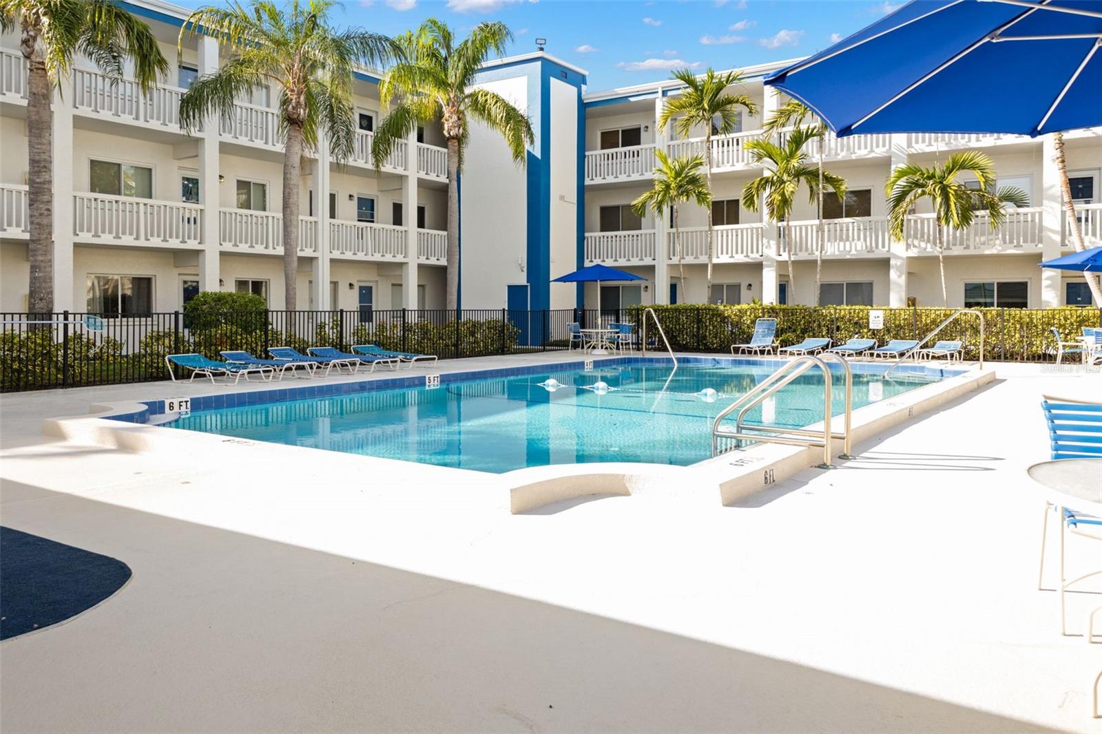 GATEWAY BY THE BAY CONDO - Residential