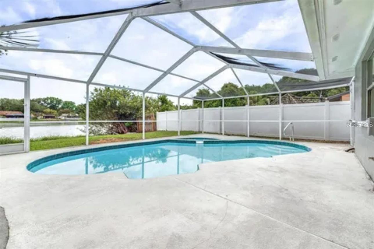 NORTH LAKES - Residential