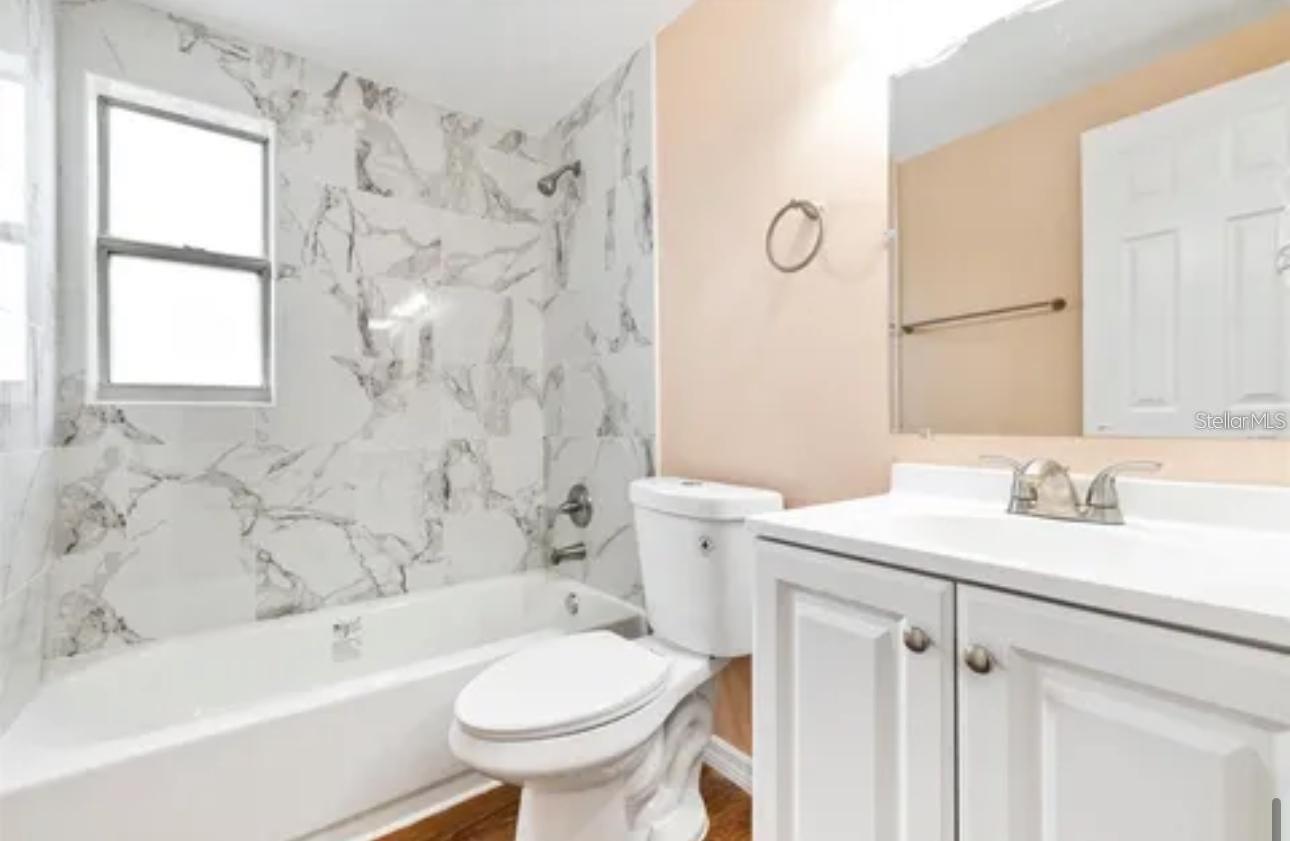 NORTH LAKES - Residential