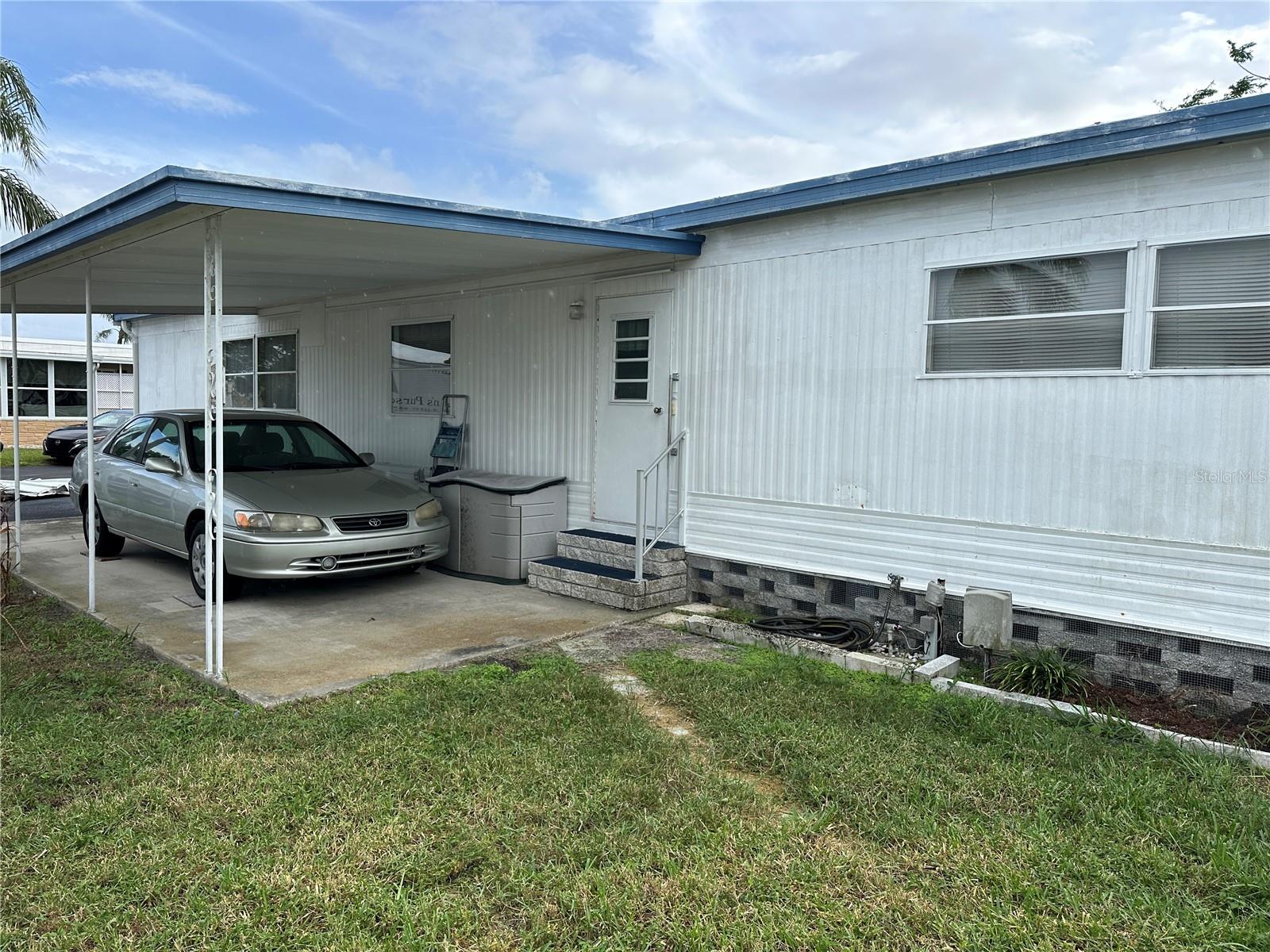 7028 MOUNT JUPITER DRIVE NE 601