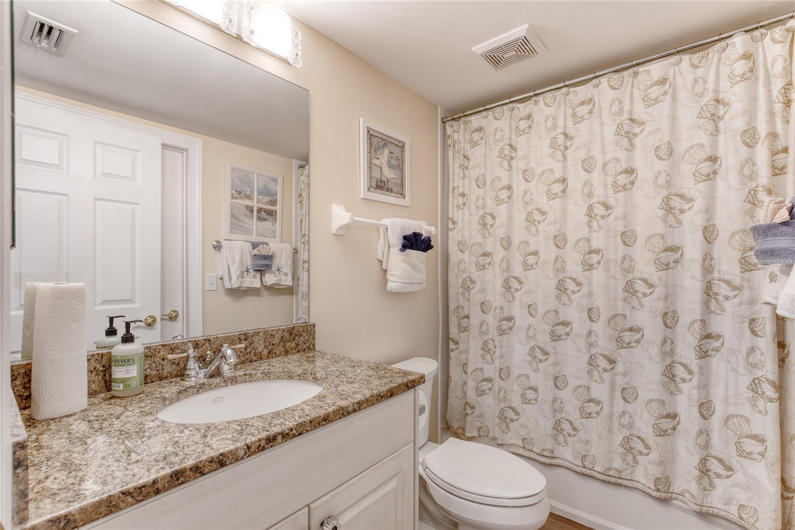 DIMUCCI TWIN TOWERS N & S - Residential