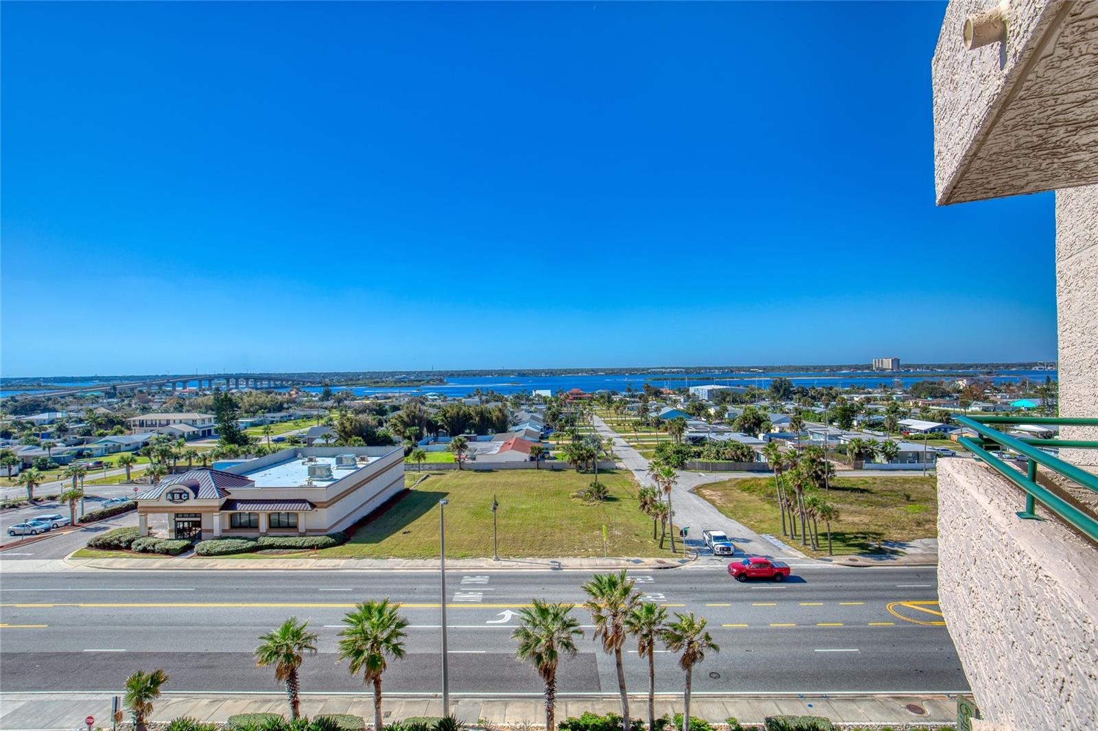 DIMUCCI TWIN TOWERS N & S - Residential