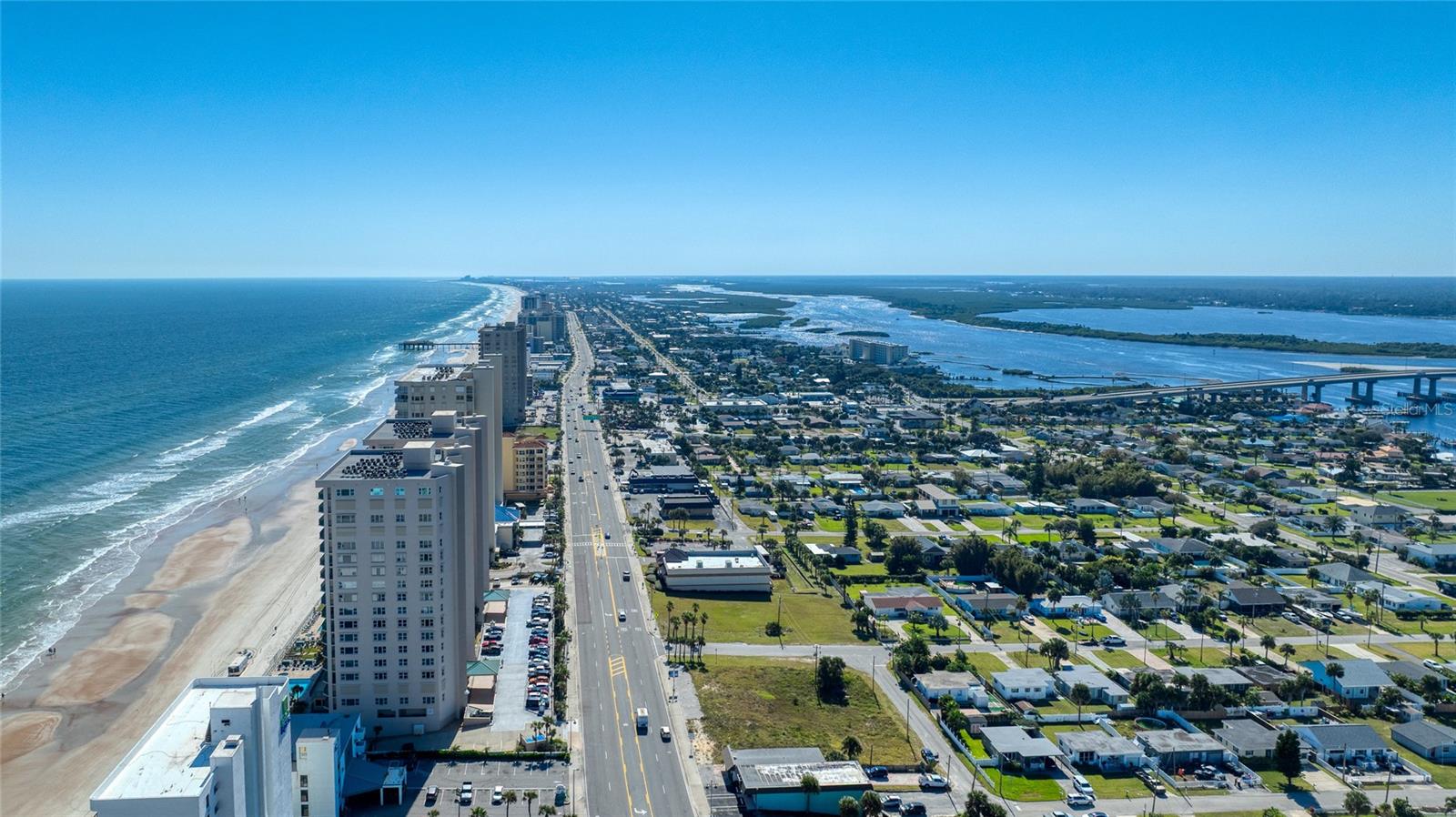 DIMUCCI TWIN TOWERS N & S - Residential