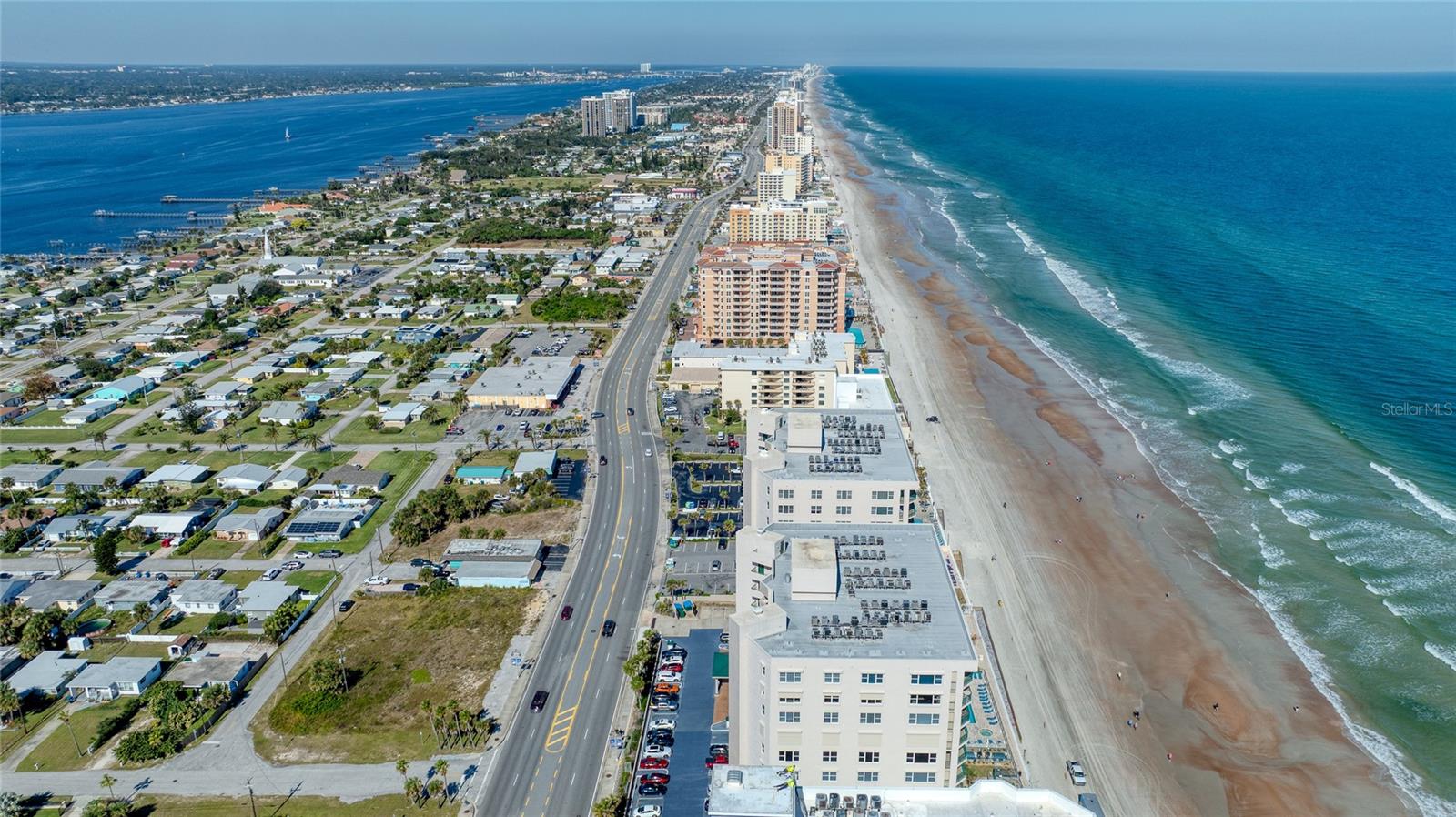 DIMUCCI TWIN TOWERS N & S - Residential