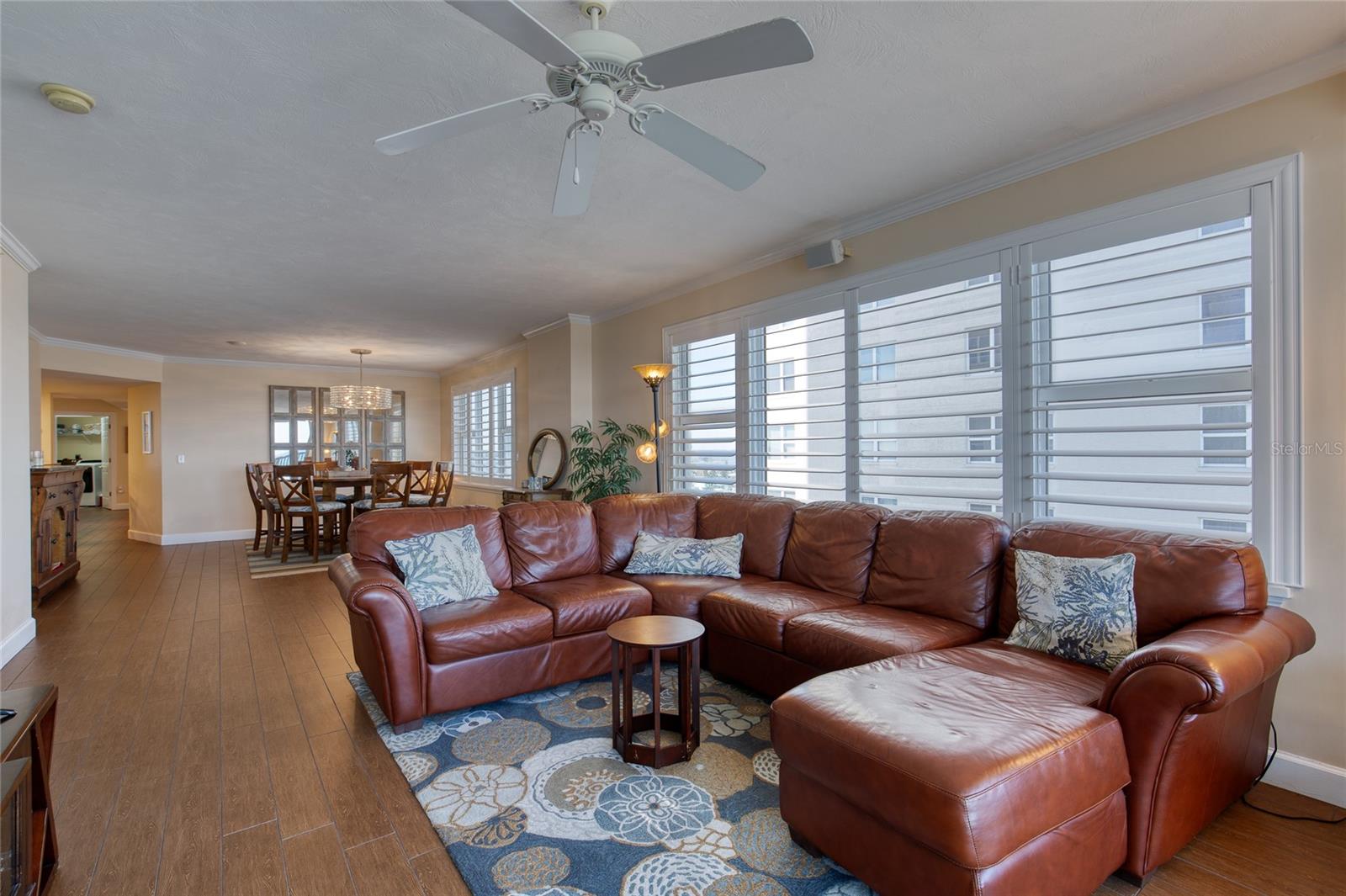 DIMUCCI TWIN TOWERS N & S - Residential