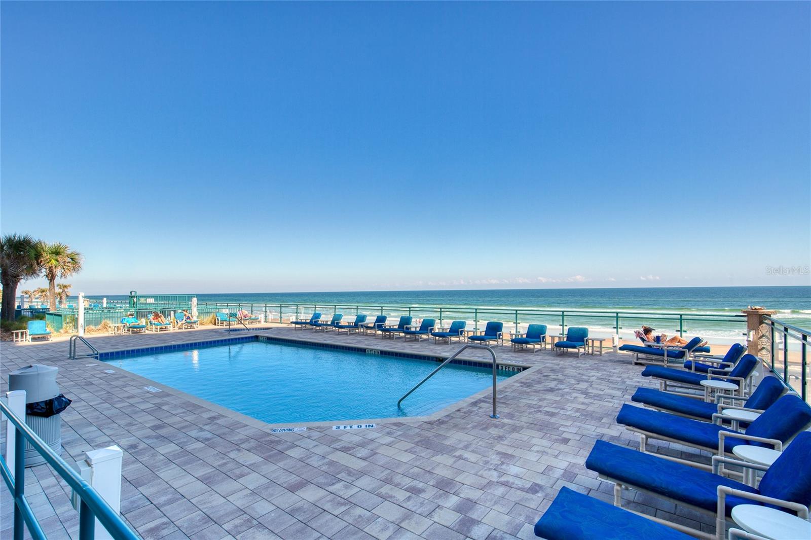 DIMUCCI TWIN TOWERS N & S - Residential