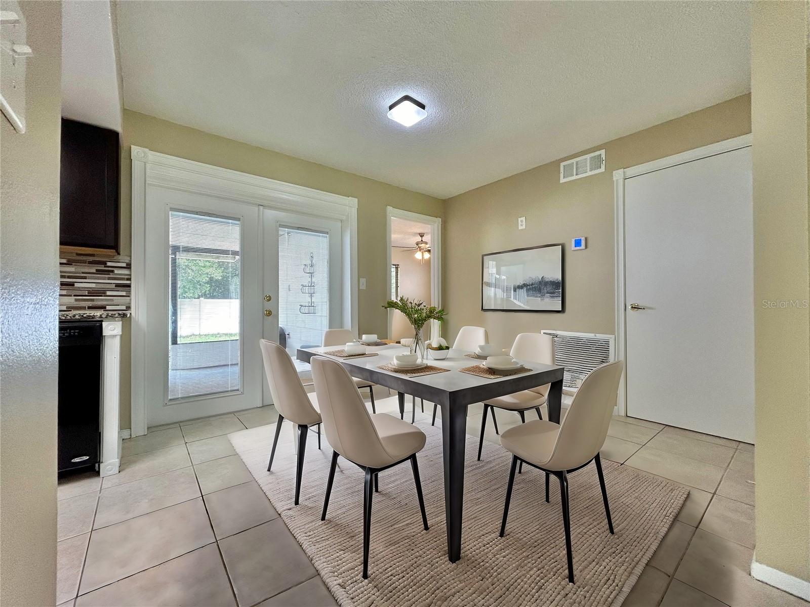 NORTH ORLANDO 5TH ADDITION - Residential Lease