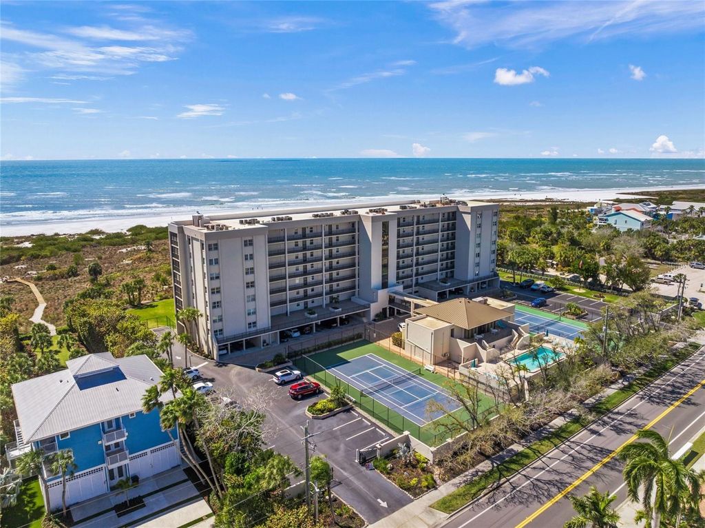 Photo of 420 Beach Road #606, Sarasota, FL 34242 (MLS # A4683822)