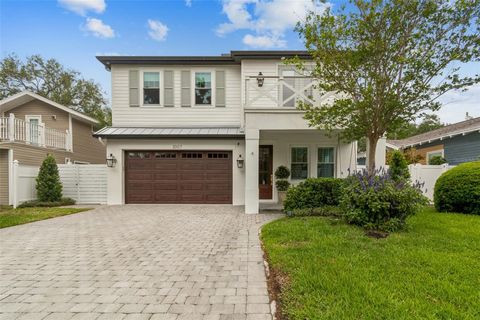 Photo of 3007 W Bay Court Avenue, Tampa, FL 33611 (MLS # TB8494417)