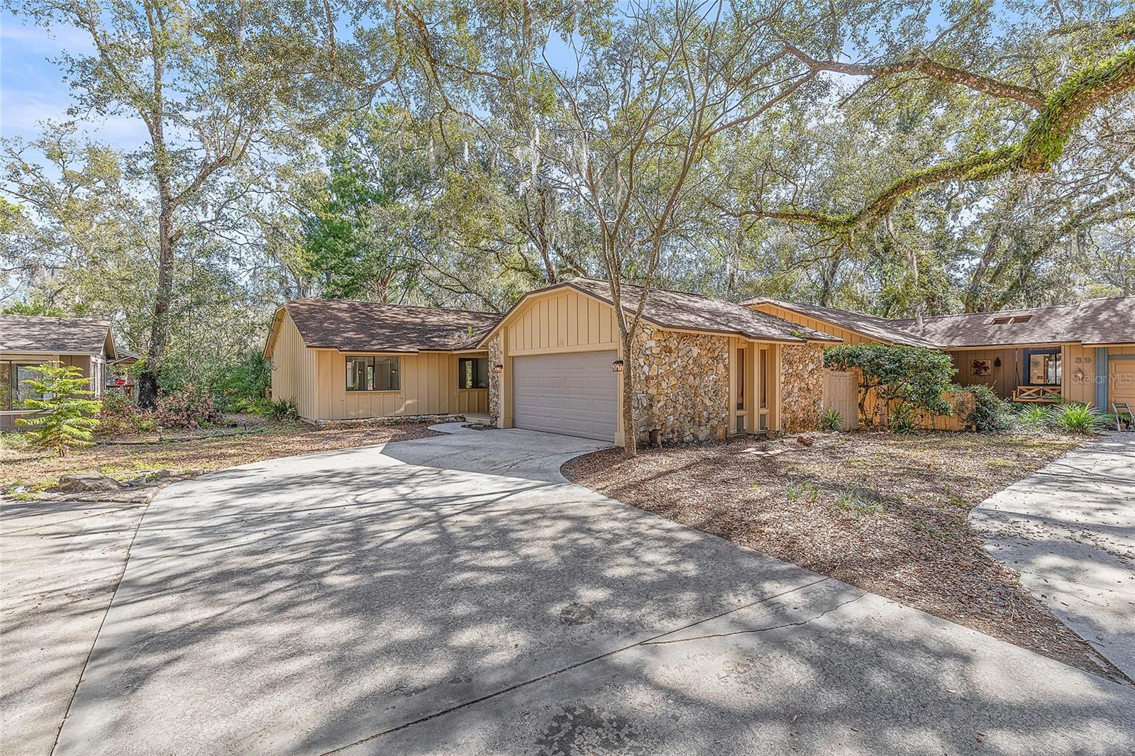 38 SNARESBROOK COURT