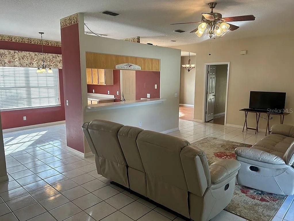 2000 RAYMOND DRIVE