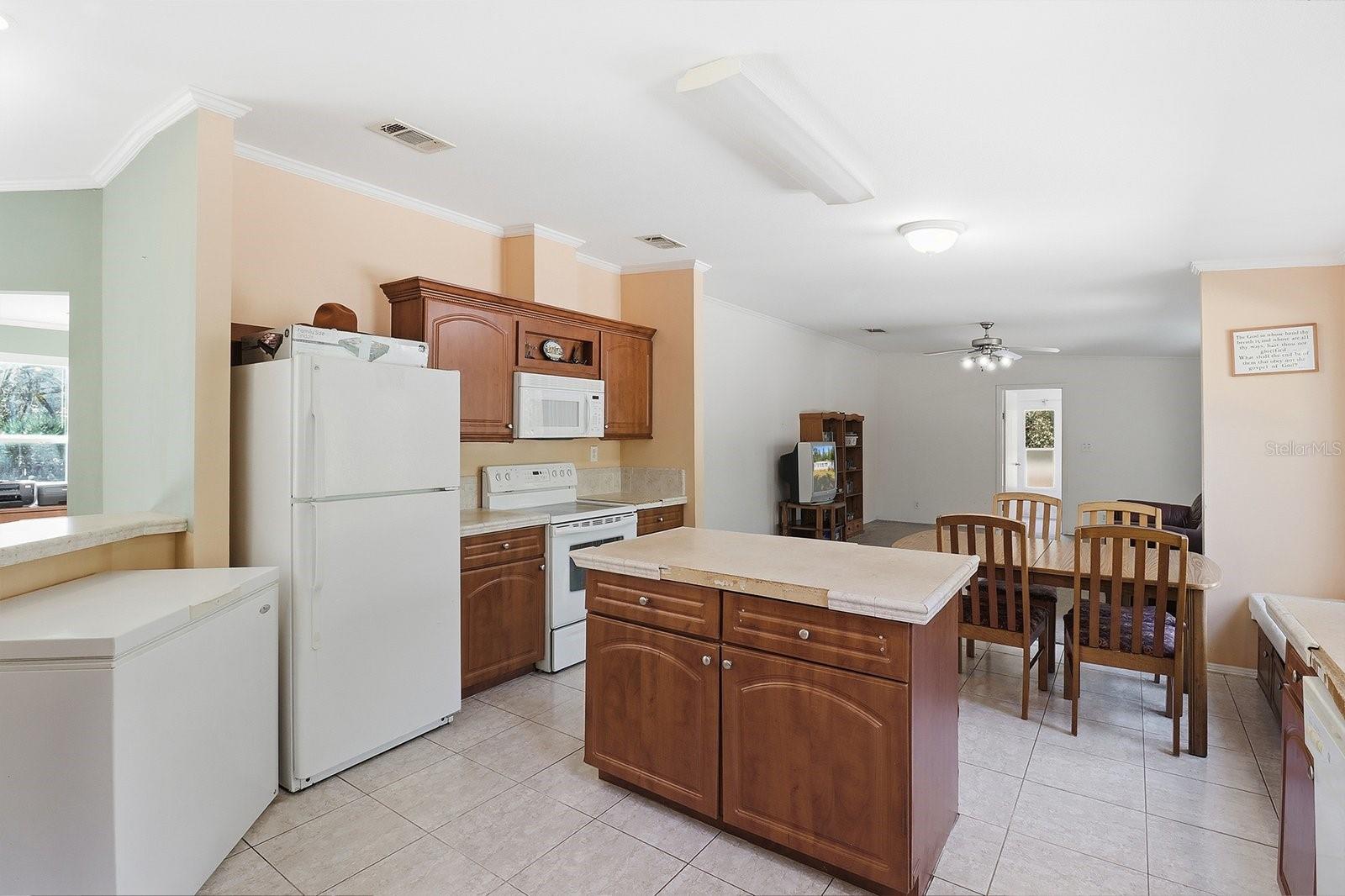 SEVEN RIVERS ESTS - Residential