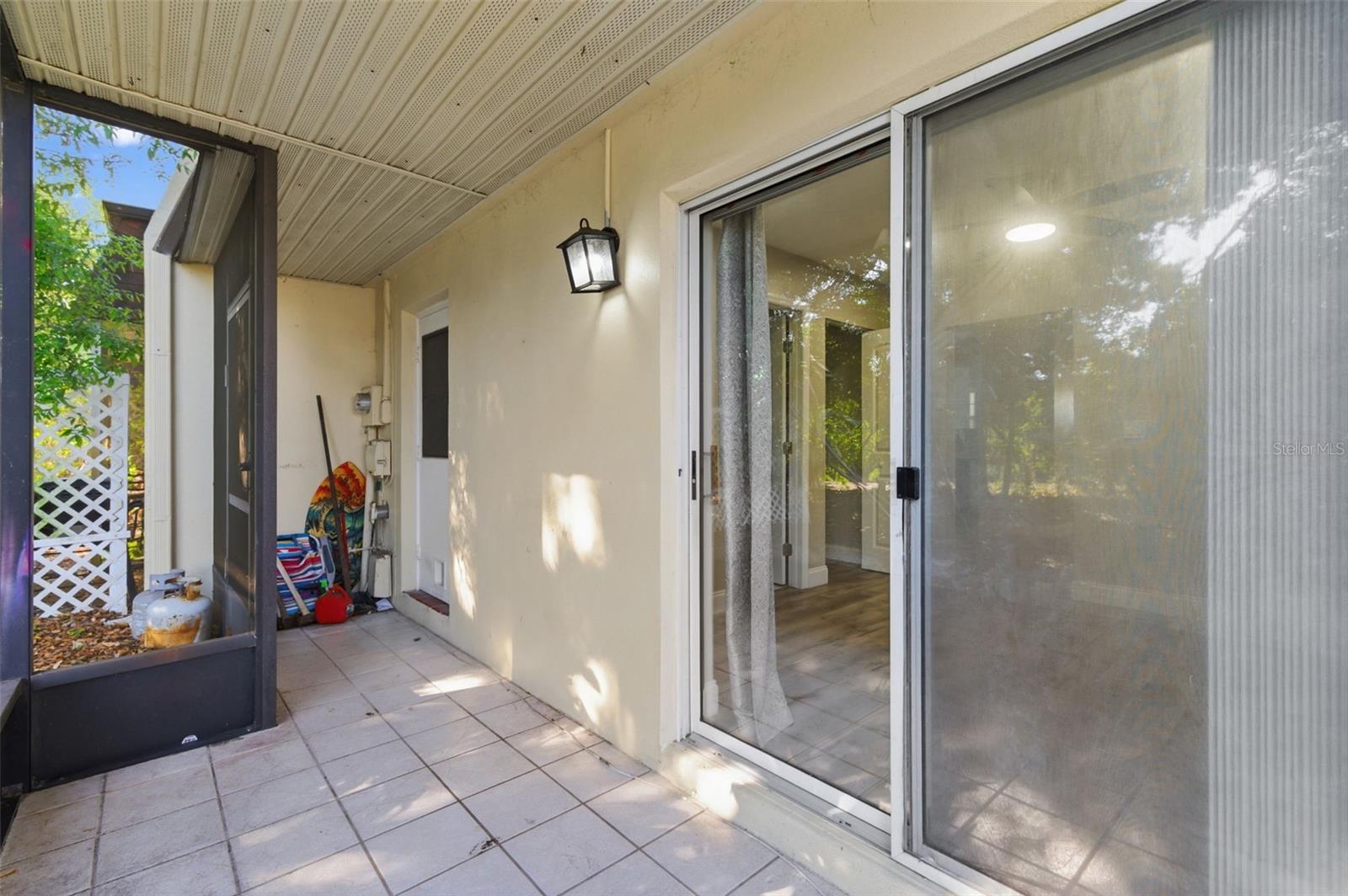 BENT TREE - Residential