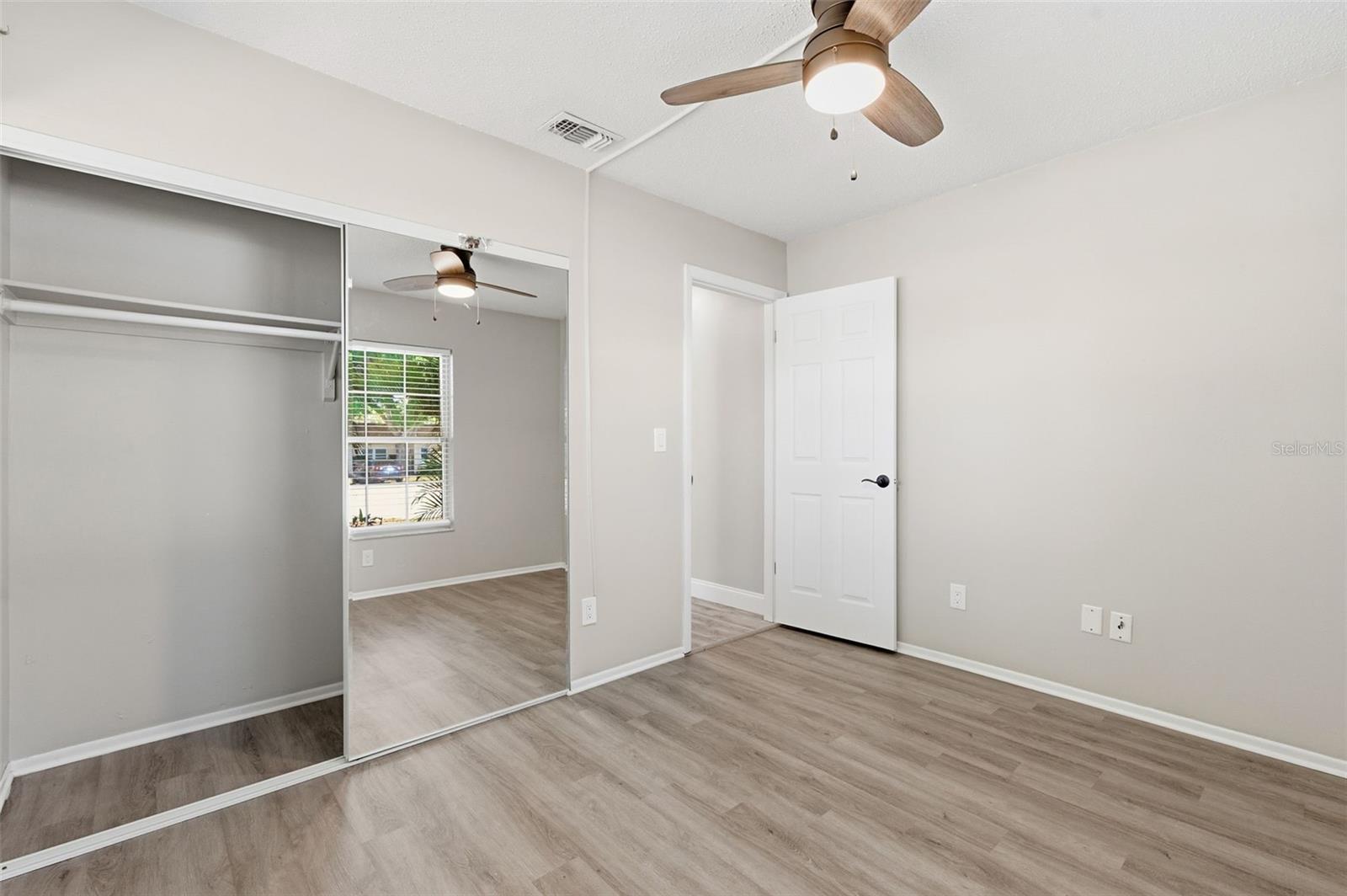 BENT TREE - Residential