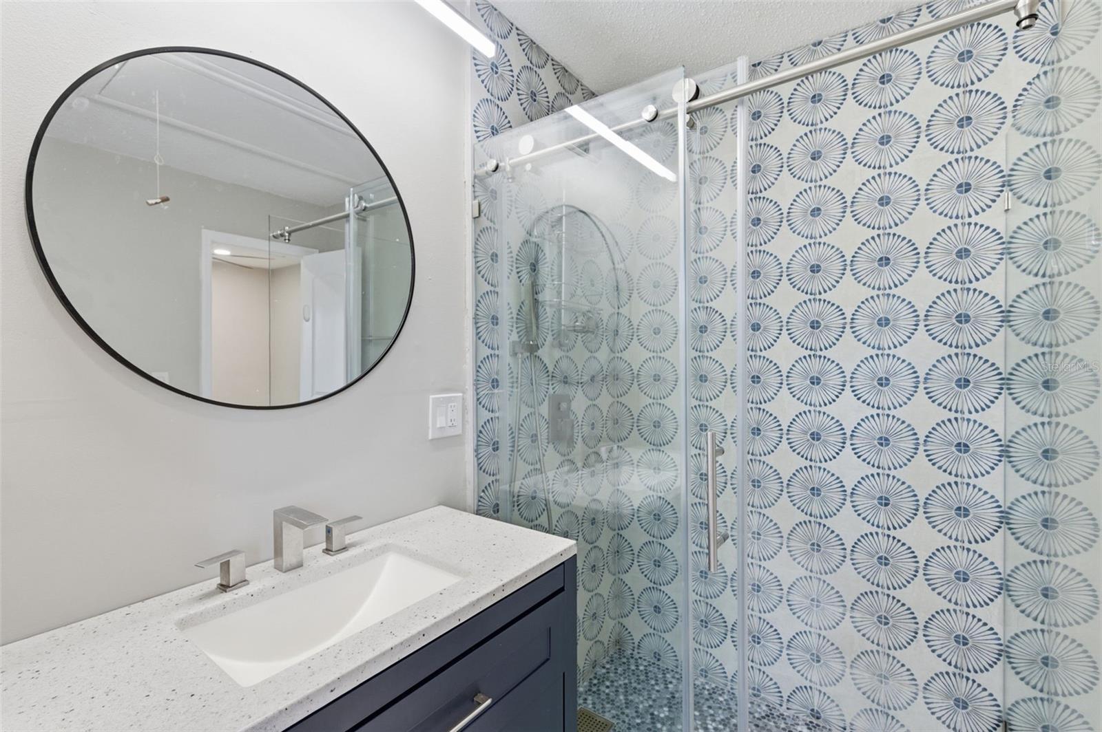 BENT TREE - Residential