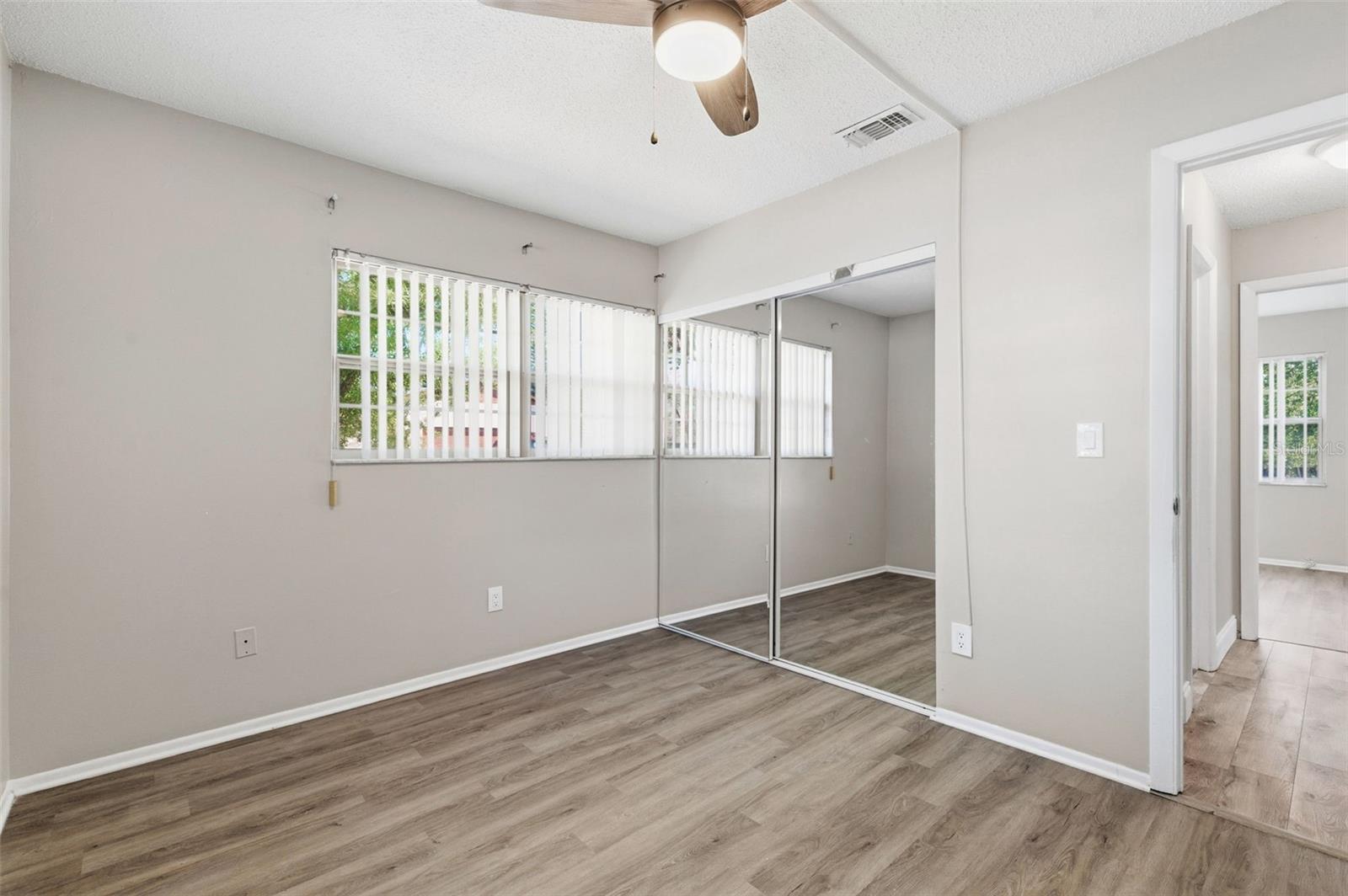 BENT TREE - Residential