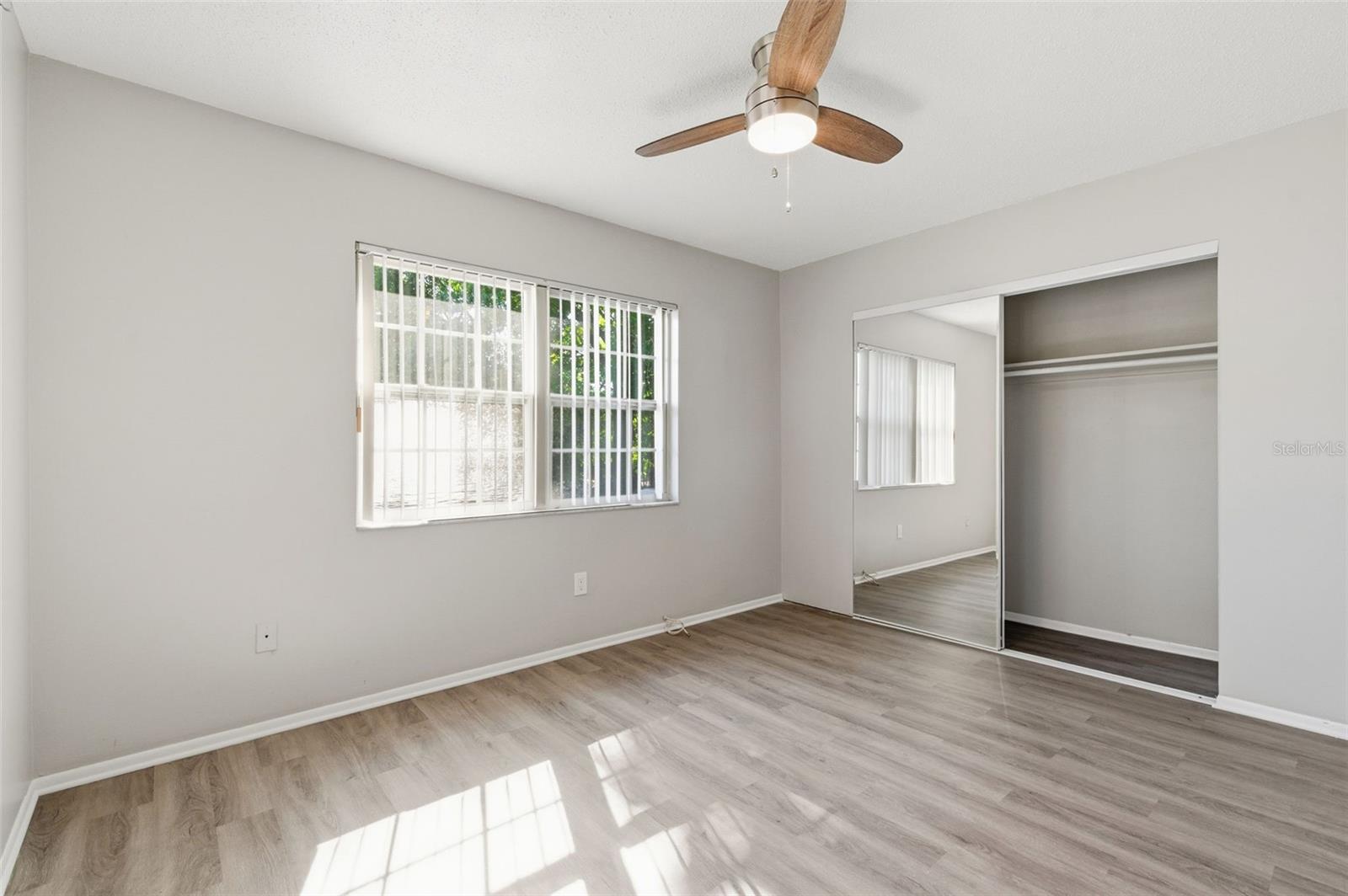 BENT TREE - Residential