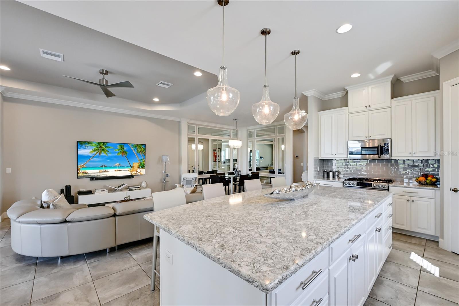 ESPLANADE - Residential