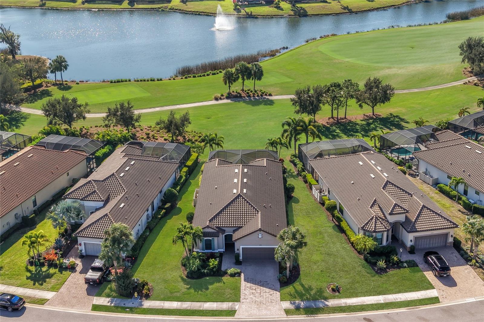 ESPLANADE - Residential