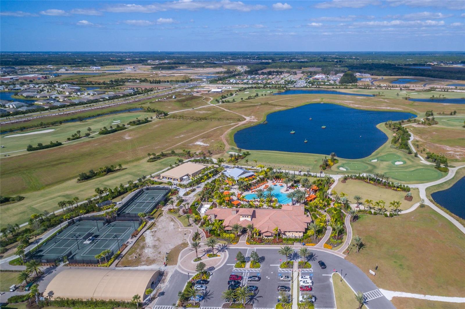 ESPLANADE - Residential