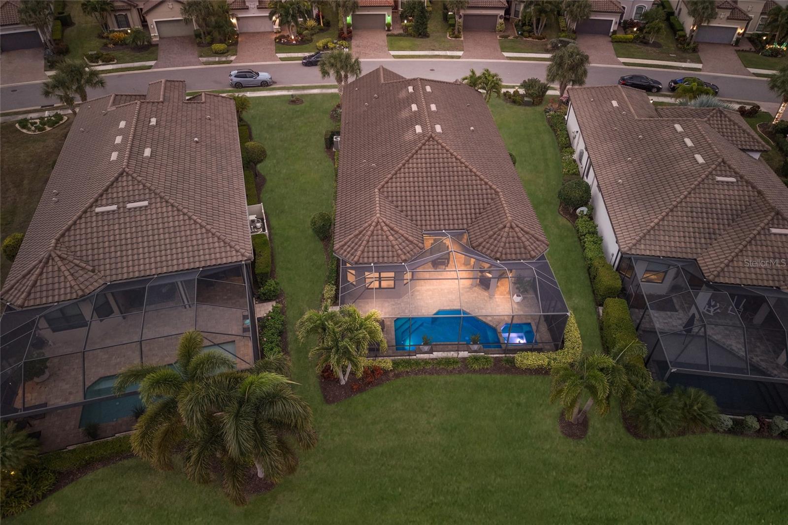 ESPLANADE - Residential