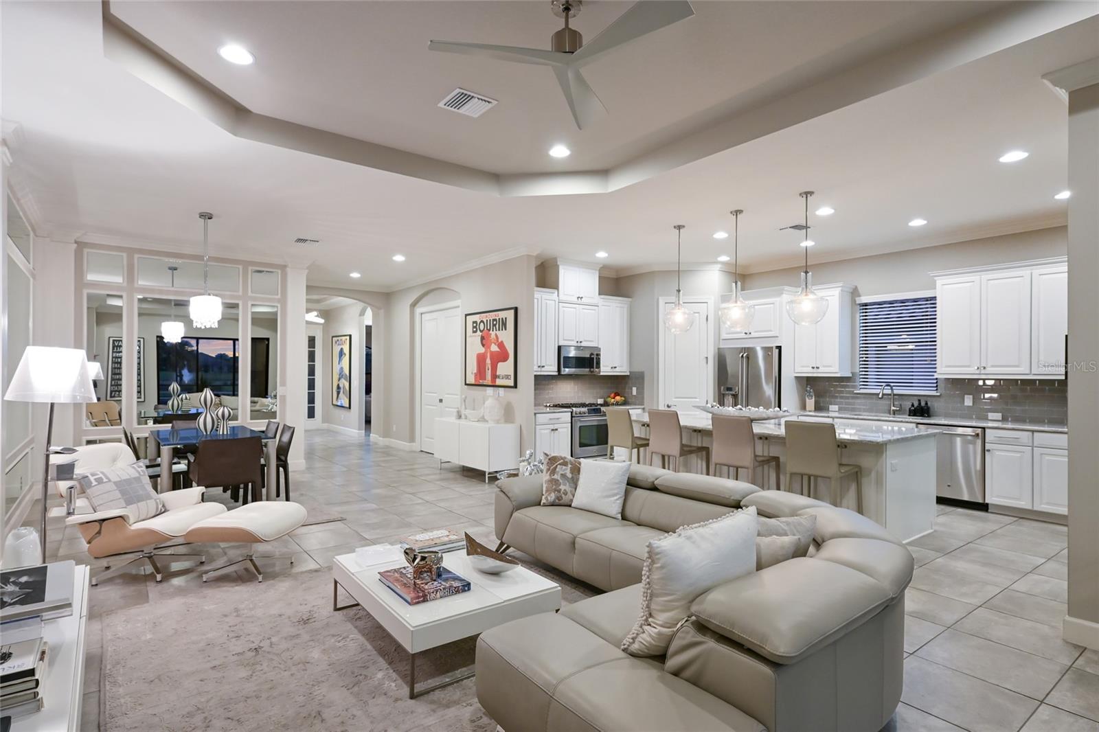 ESPLANADE - Residential