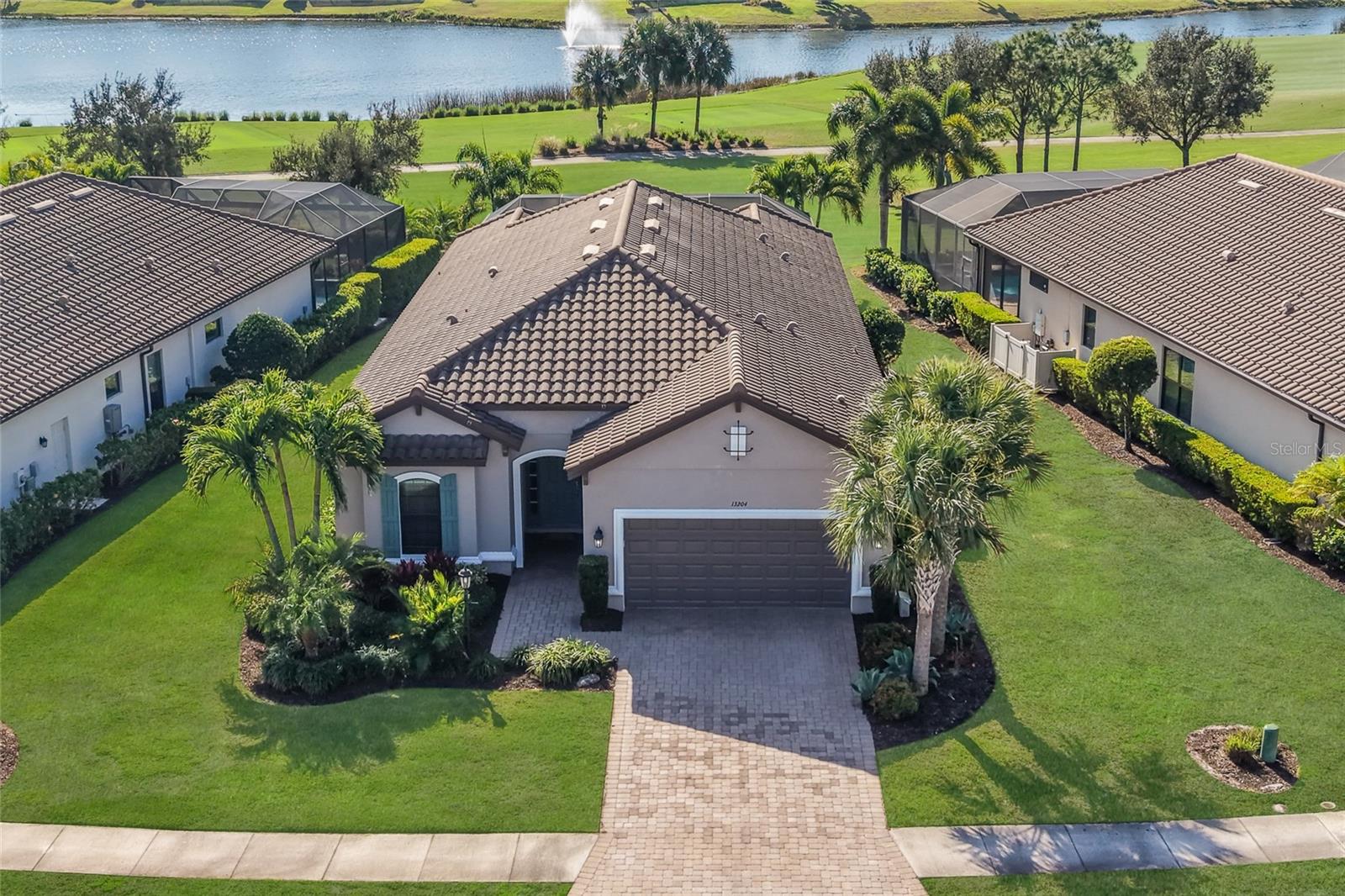 ESPLANADE - Residential